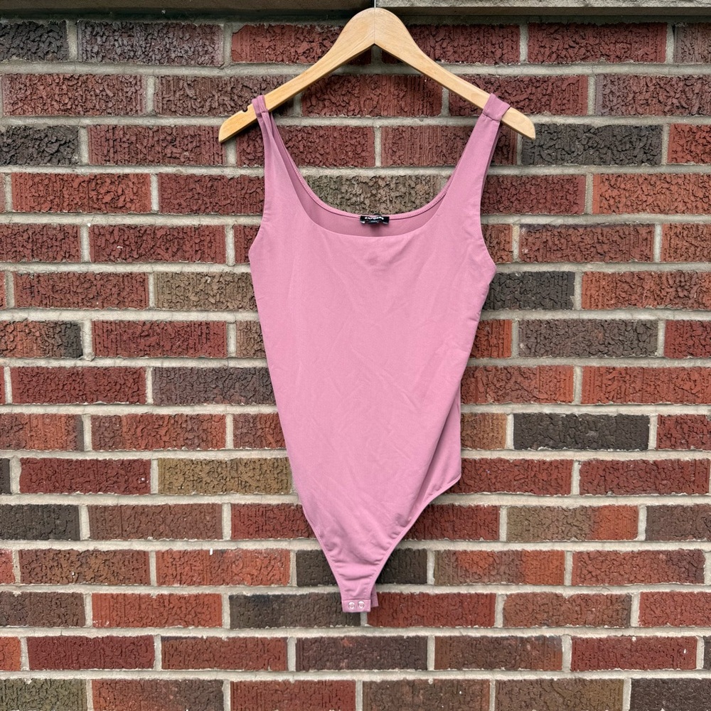 Express Mauve Pink Scoop Neck Sleeveless Thong Bodysuit